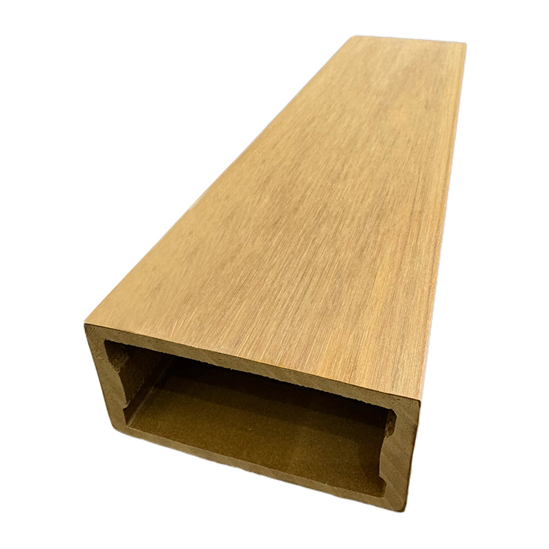 Tubo in ASA/PVC a lunga durata per elementi di copertura di terrazze che richiedono protezione UV estrema e stabilità dimensionale